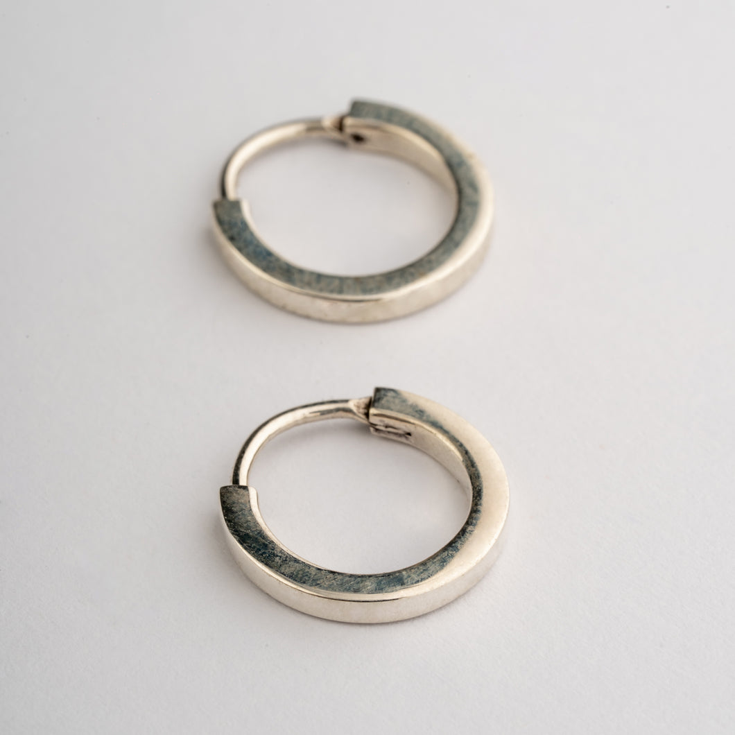 THE KAMI | Small Hoop Earrings In 925 Silver