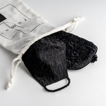 将图片加载到图库查看器，THE SAYAH | Embroidered Silk Sleep mask In Midnight Black
