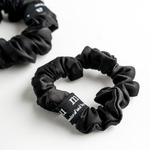 Load image into Gallery viewer, THE TALI | Set of 2 Silk Scrunchies In Midnight Black

