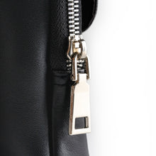 Cargar imagen en el visor de la galería, THE CILA | Soft Leather Accessories Pouch In Black
